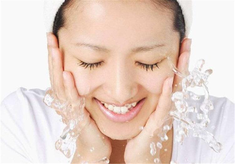 寻找最佳治疗黄褐斑的医院，专业与信誉的双向奔赴
