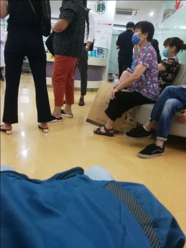 广州牙科医院价格表详解